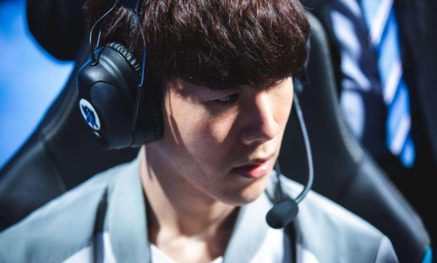 一步卡位和 一步卡位和